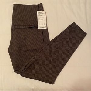 NWT Athleta Delancey tight size medium